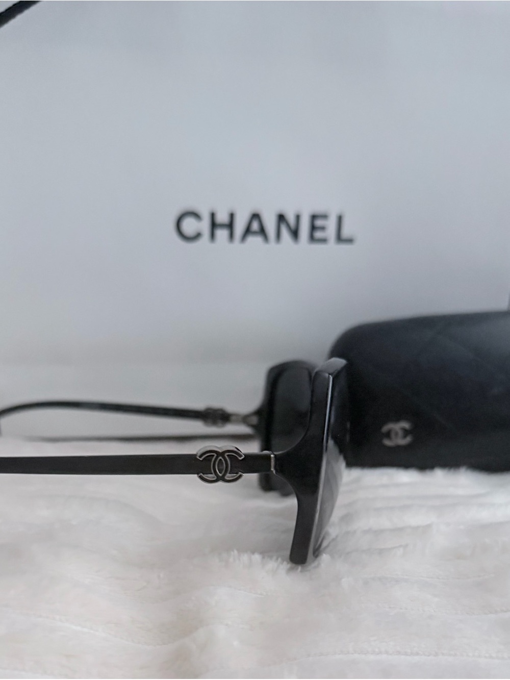 CHANEL Black Sunglasses with Signature CC Temples